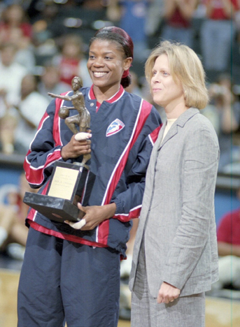 Swoopes with the WNBA MVP Trophy